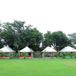  Luxury tent Camps And