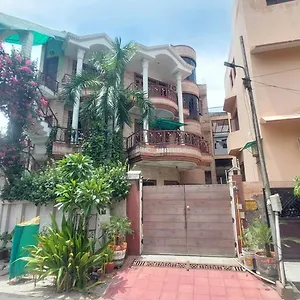  Privatunterkunft N Agra