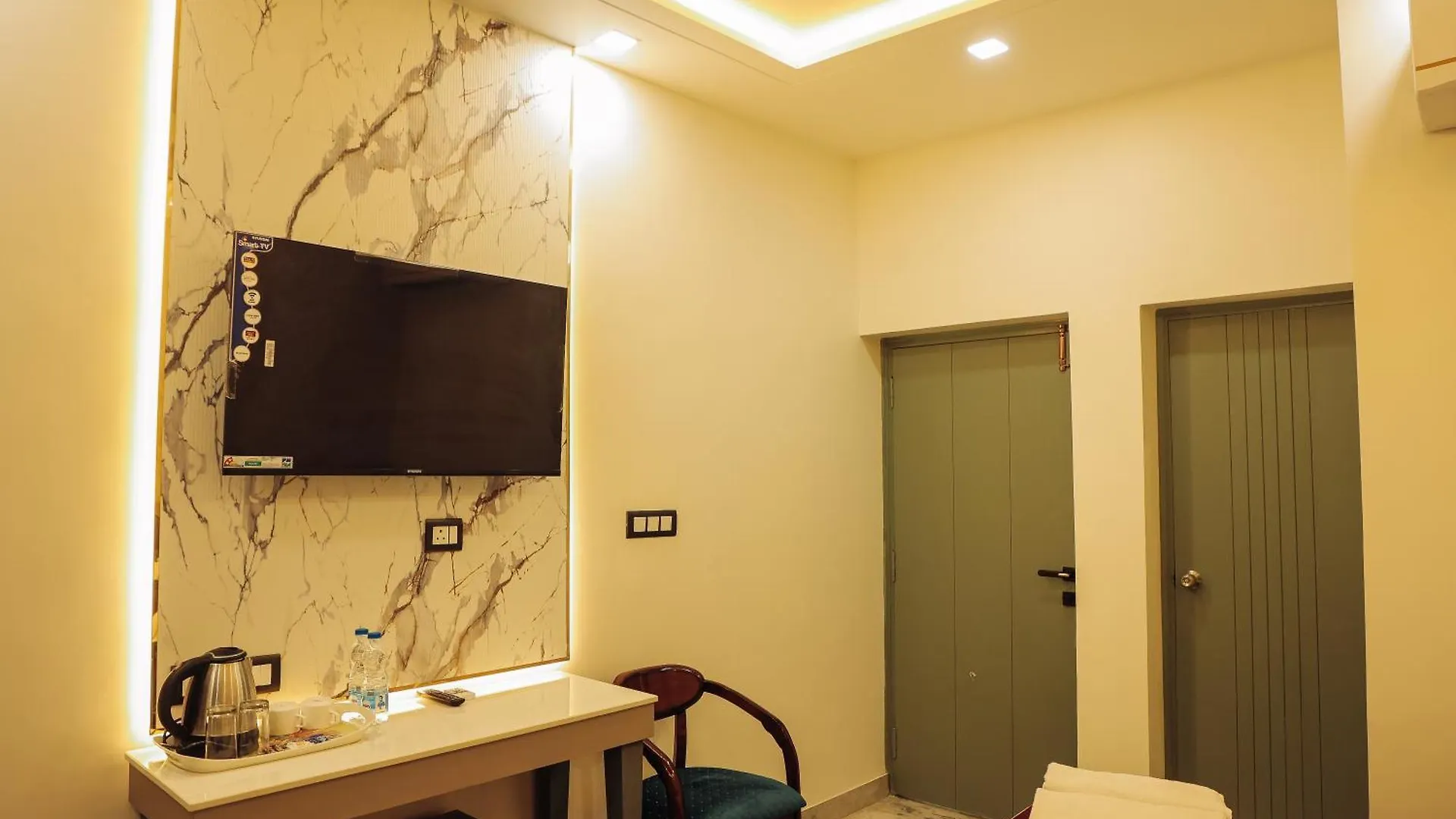Anirudh Homestay Agra  0*, Agra (Uttar Pradesh) India